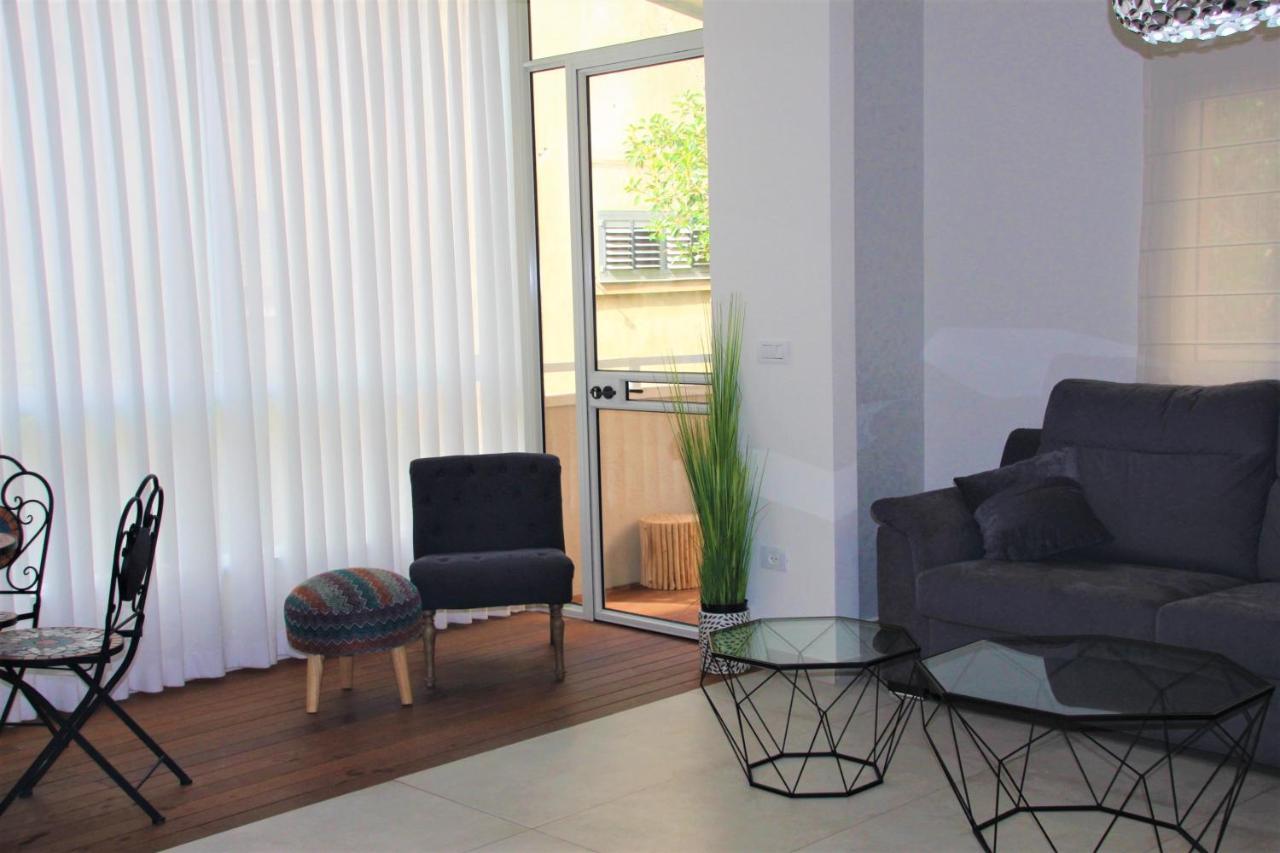 Arianked Palace With Private Parking Tel Aviv-Jaffa Exterior foto